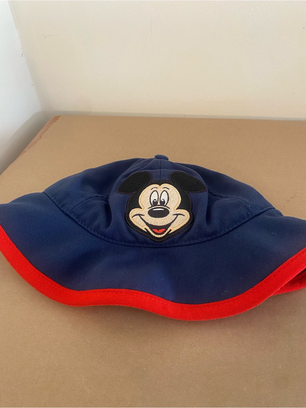 Coppertone Disney Parks Mickey Mouse Navy and Red Kids Bucket Hat w/ chin strap